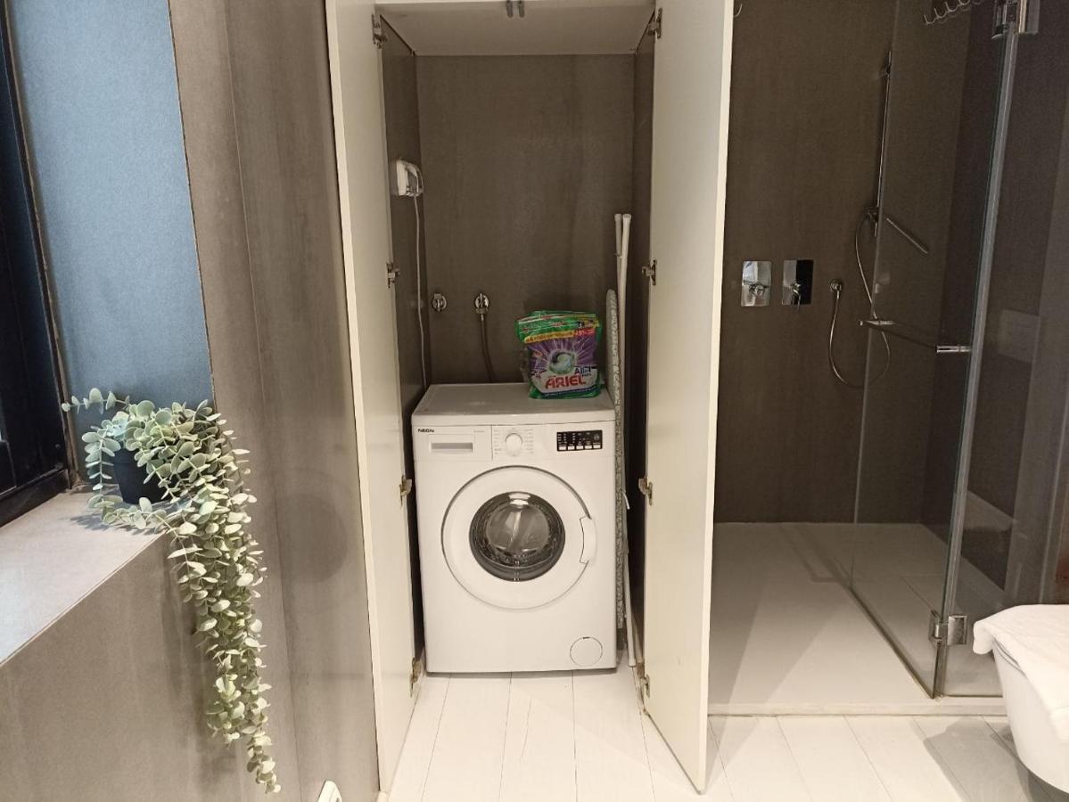바트얌 Yalarent Sea-Breeze Penthouse With Jacuzzi 아파트 외부 사진