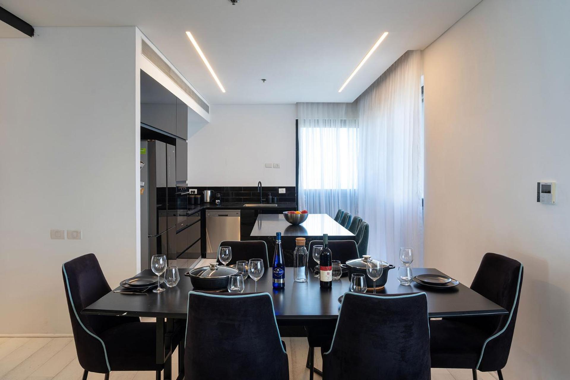 바트얌 Yalarent Sea-Breeze Penthouse With Jacuzzi 아파트 외부 사진